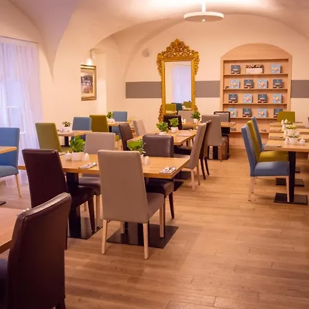 Hotel Golden Key Castle Praag