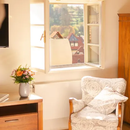 Hotel Golden Key Castle