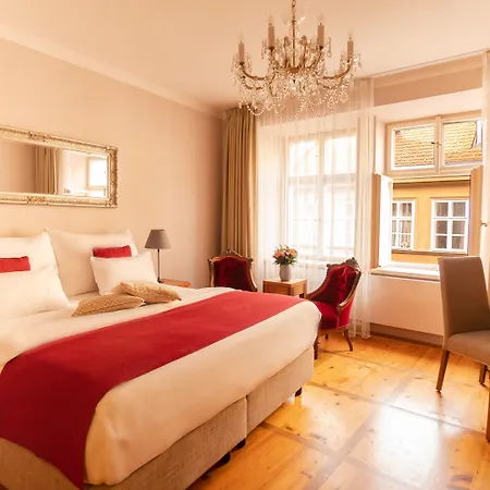 Golden Key Castle Hotel Prague