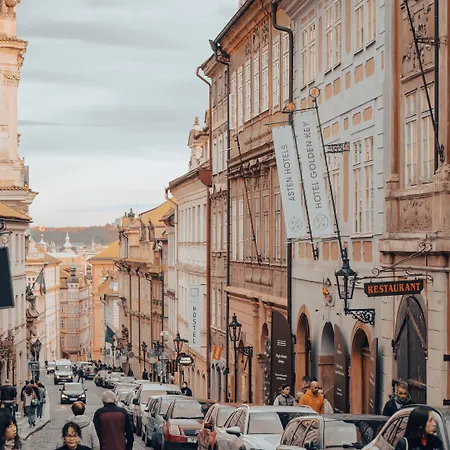 Hotel Golden Key Castle