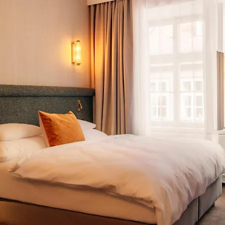 Golden Key Castle Hotel Prague