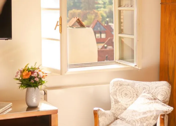 Hotel Golden Key Castle