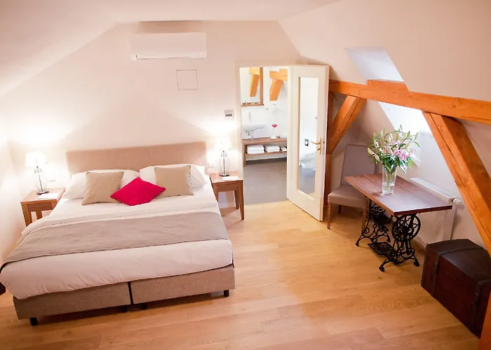 Golden Key Castle Hotel 4*