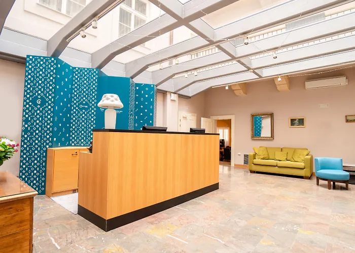 Golden Key Castle Hotel