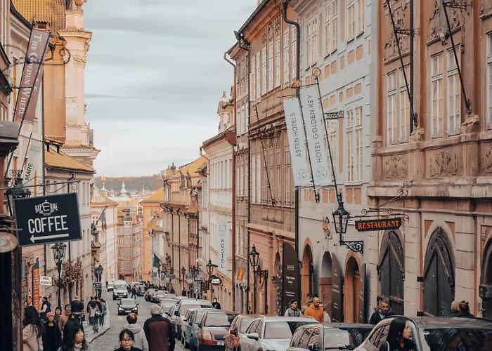 Hotel Golden Key Castle