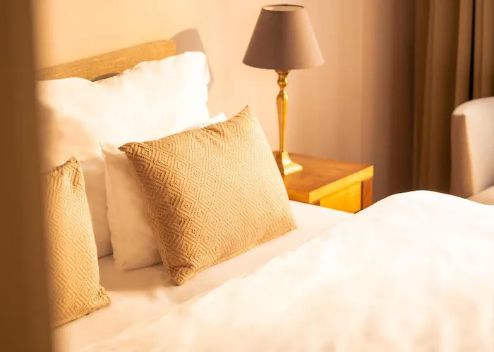 Golden Key Castle Hotel