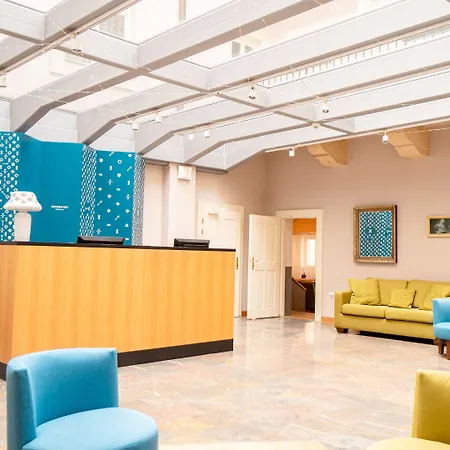 Golden Key Castle Hotell Prag